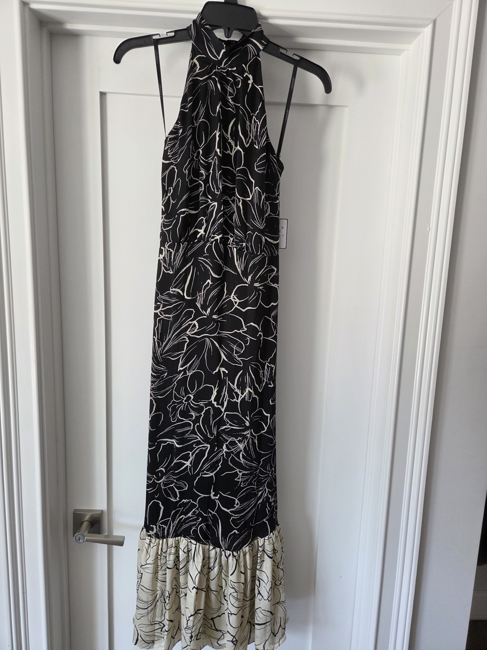 Laundry By Shelli Segal Black & Cream Floral Halter Maxi Dress - Picture 2 of 2